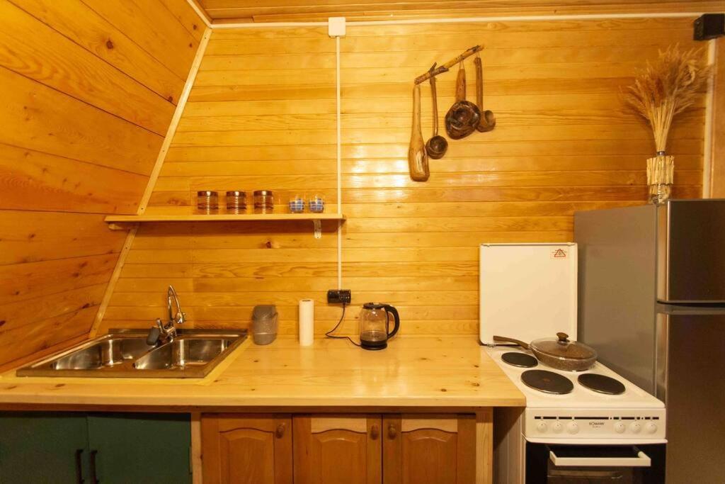 A-Frame Μέστια Εξωτερικό φωτογραφία