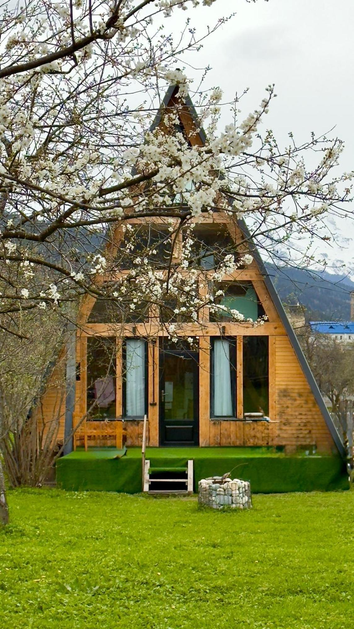 A-Frame Μέστια Εξωτερικό φωτογραφία